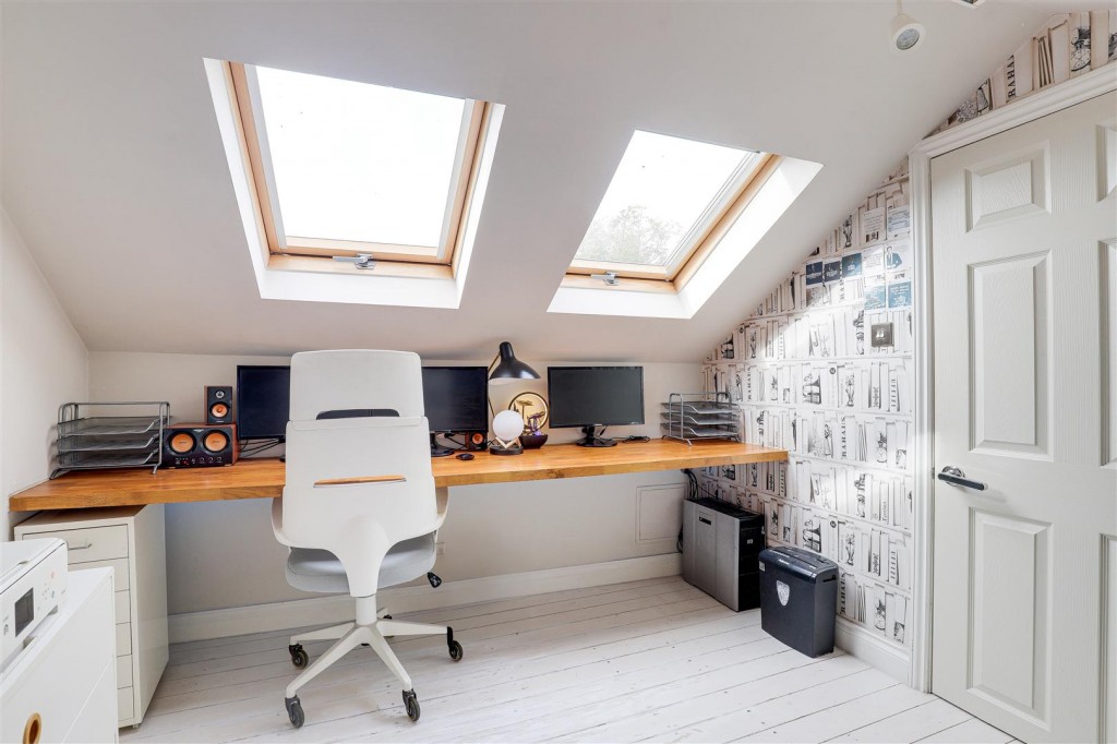 Sneinton Hollows, Sneinton, Nottinghamshire, NG2 4AA