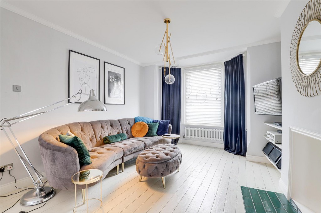 Sneinton Hollows, Sneinton, Nottinghamshire, NG2 4AA