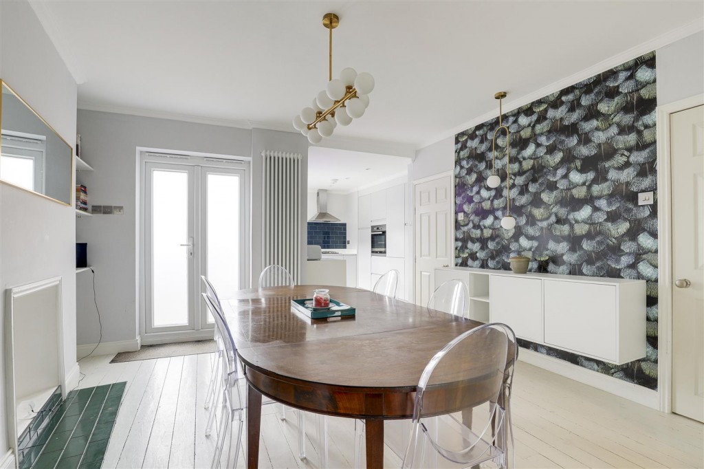 Sneinton Hollows, Sneinton, Nottinghamshire, NG2 4AA