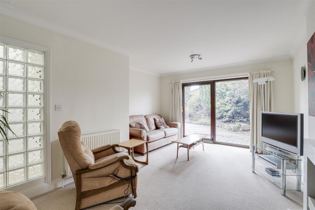 Bispham Drive, Toton, Nottinghamshire, NG9 6GJ