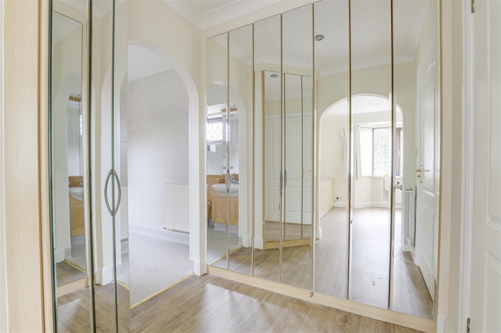 Bispham Drive, Toton, Nottinghamshire, NG9 6GJ