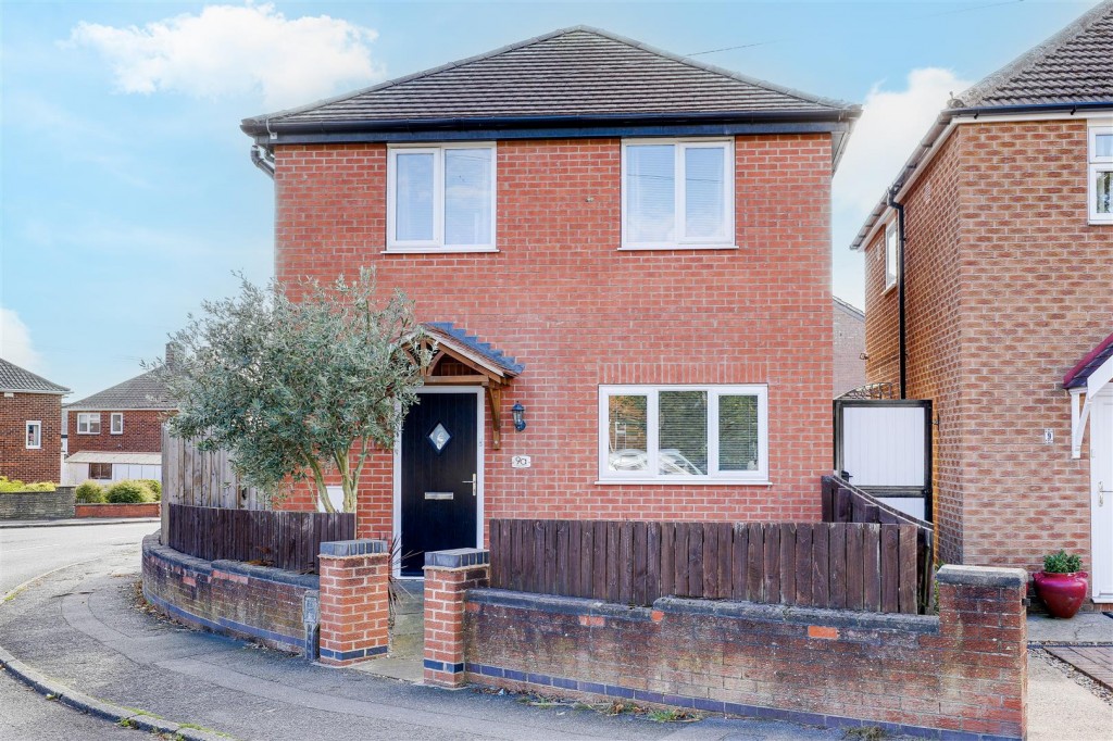 Stanhope Crescent, Arnold, Nottinghamshire, NG5 7AZ