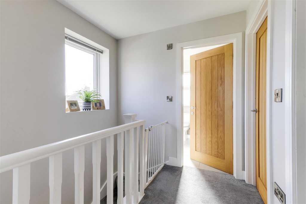 Stanhope Crescent, Arnold, Nottinghamshire, NG5 7AZ