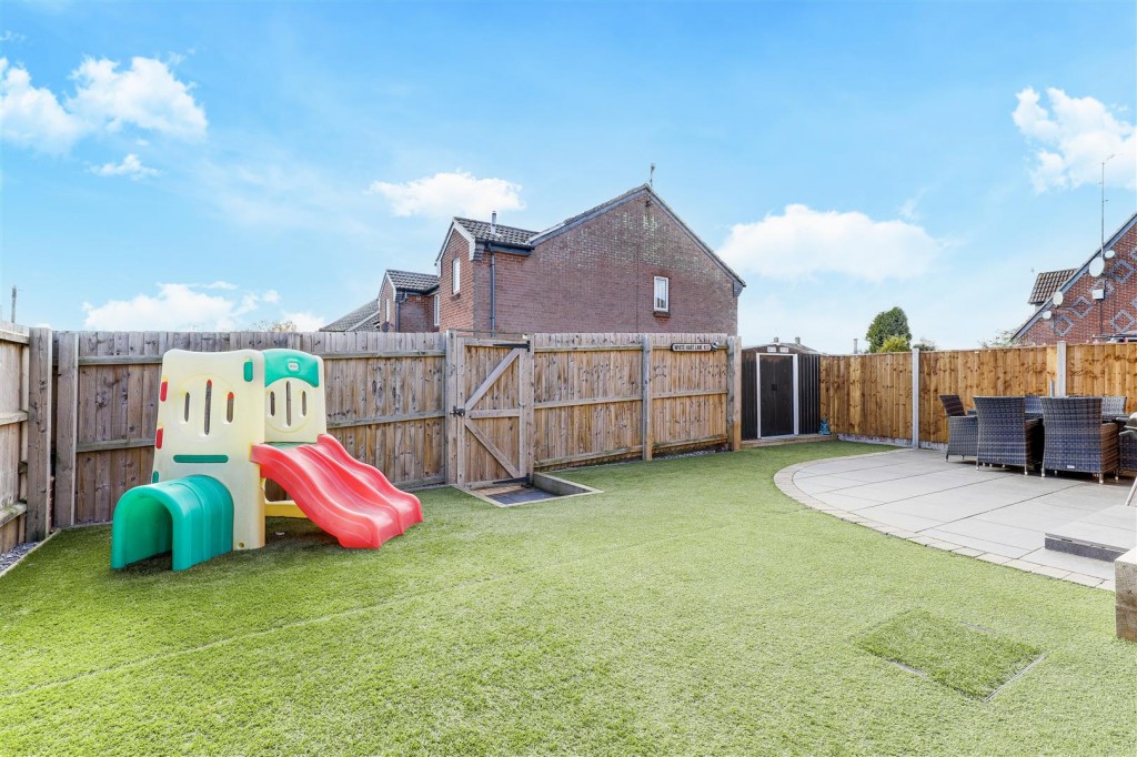 Stanhope Crescent, Arnold, Nottinghamshire, NG5 7AZ