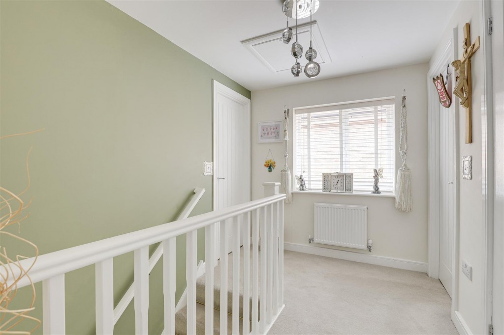 Cornflower Crescent, Ruddington, Nottinghamshire, NG11 6SG