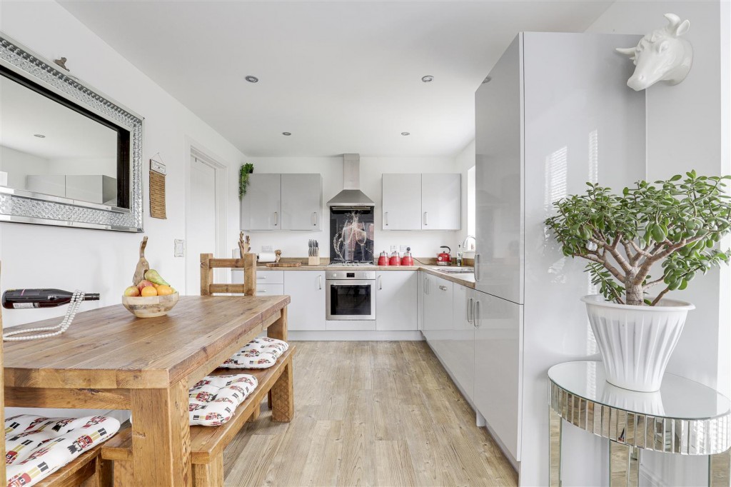 Cornflower Crescent, Ruddington, Nottinghamshire, NG11 6SG