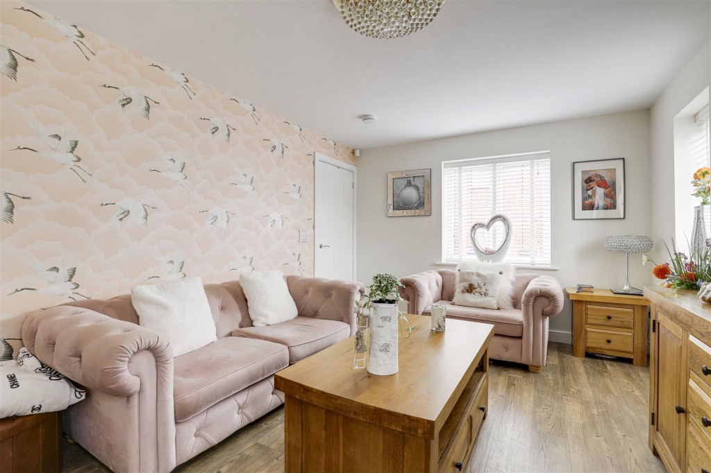 Cornflower Crescent, Ruddington, Nottinghamshire, NG11 6SG