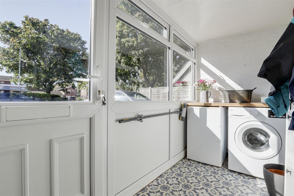 Nearsby Drive, West Bridgford, Nottinghamshire, NG2 6LB