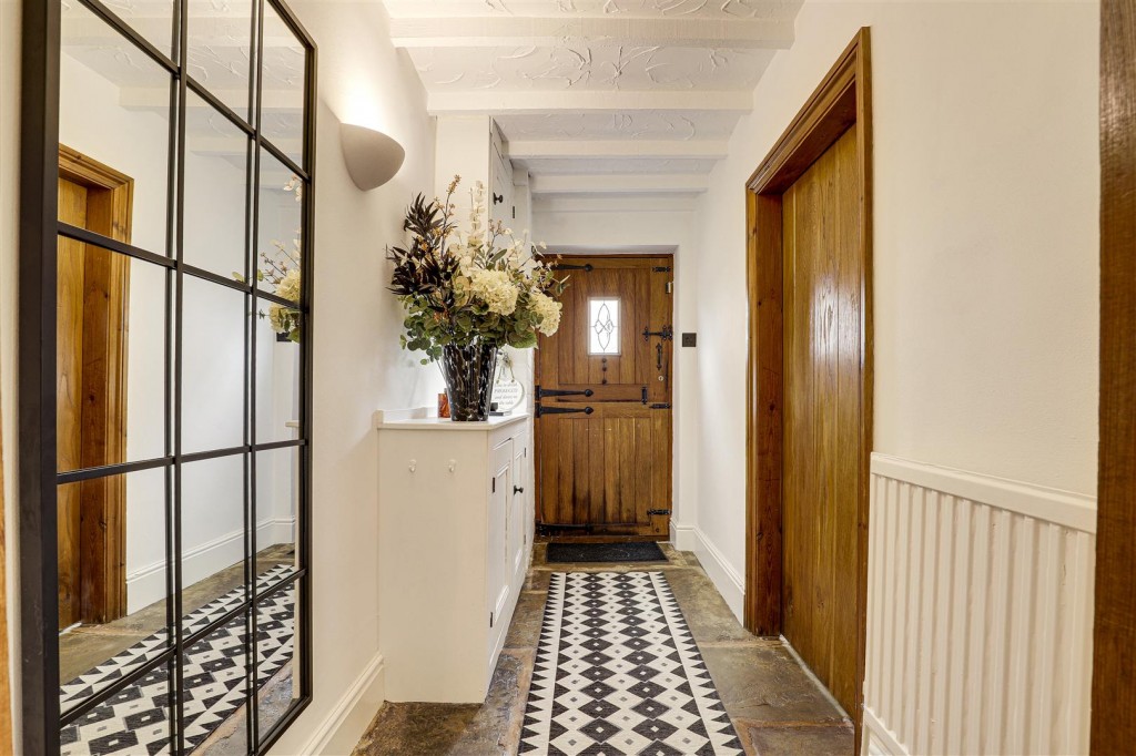 Hall Lane, Kinoulton, Nottinghamshire, NG12 3EF