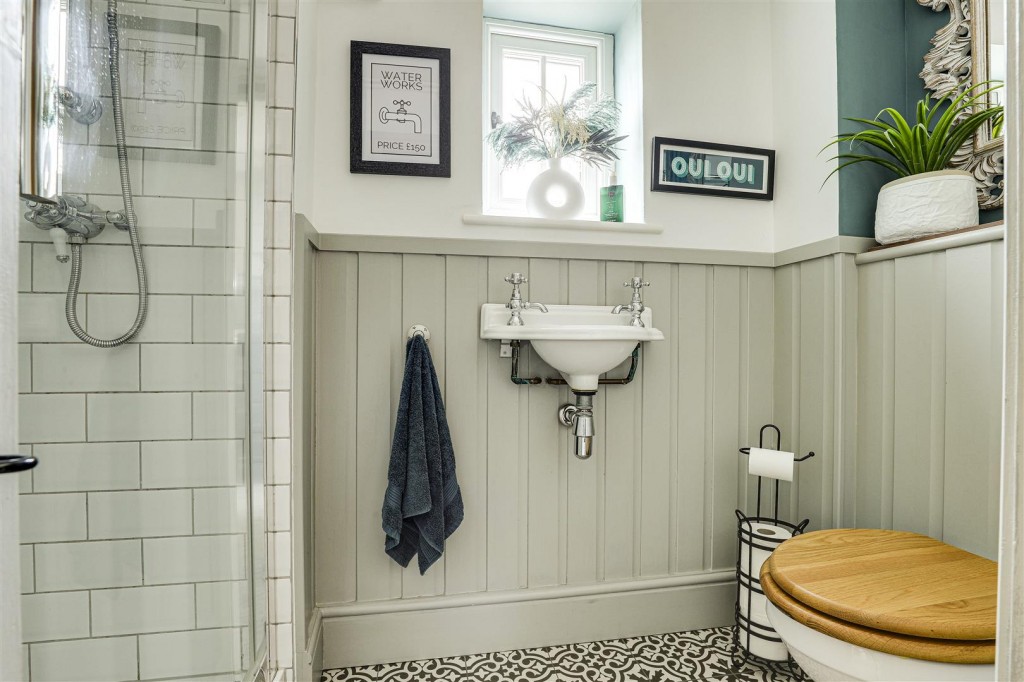 Hall Lane, Kinoulton, Nottinghamshire, NG12 3EF