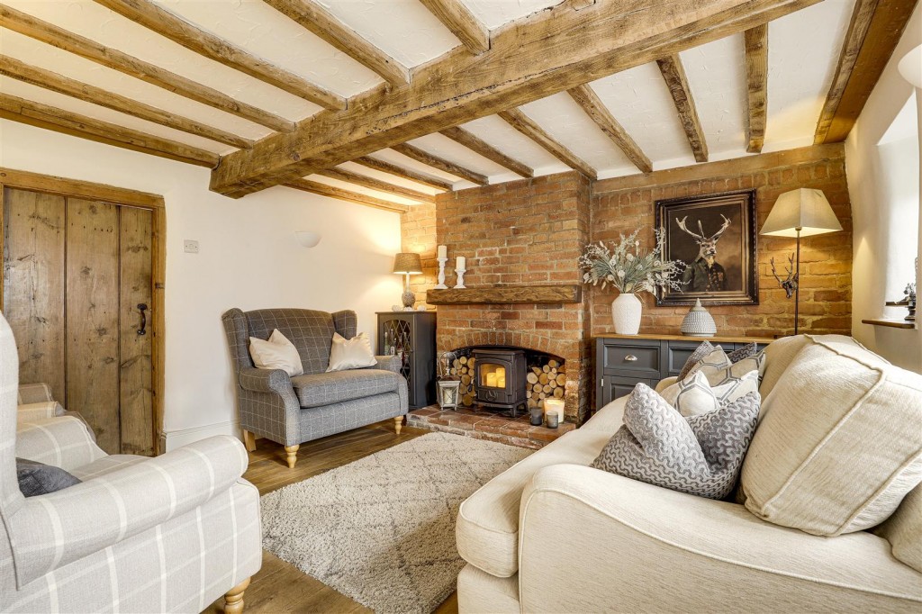 Hall Lane, Kinoulton, Nottinghamshire, NG12 3EF