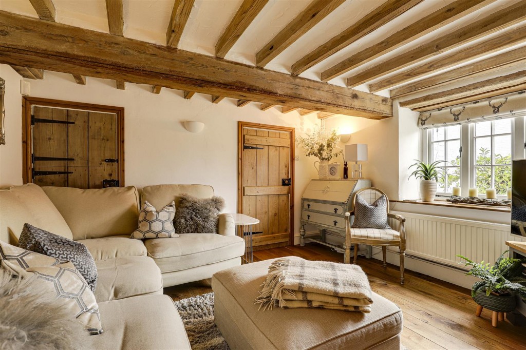 Hall Lane, Kinoulton, Nottinghamshire, NG12 3EF