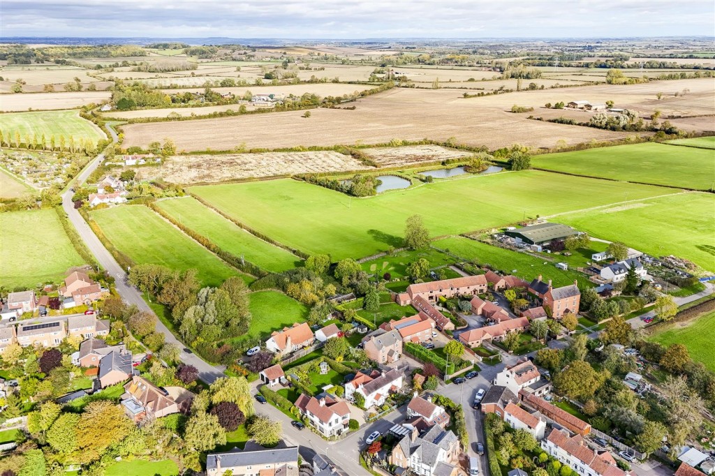 Hall Lane, Kinoulton, Nottinghamshire, NG12 3EF