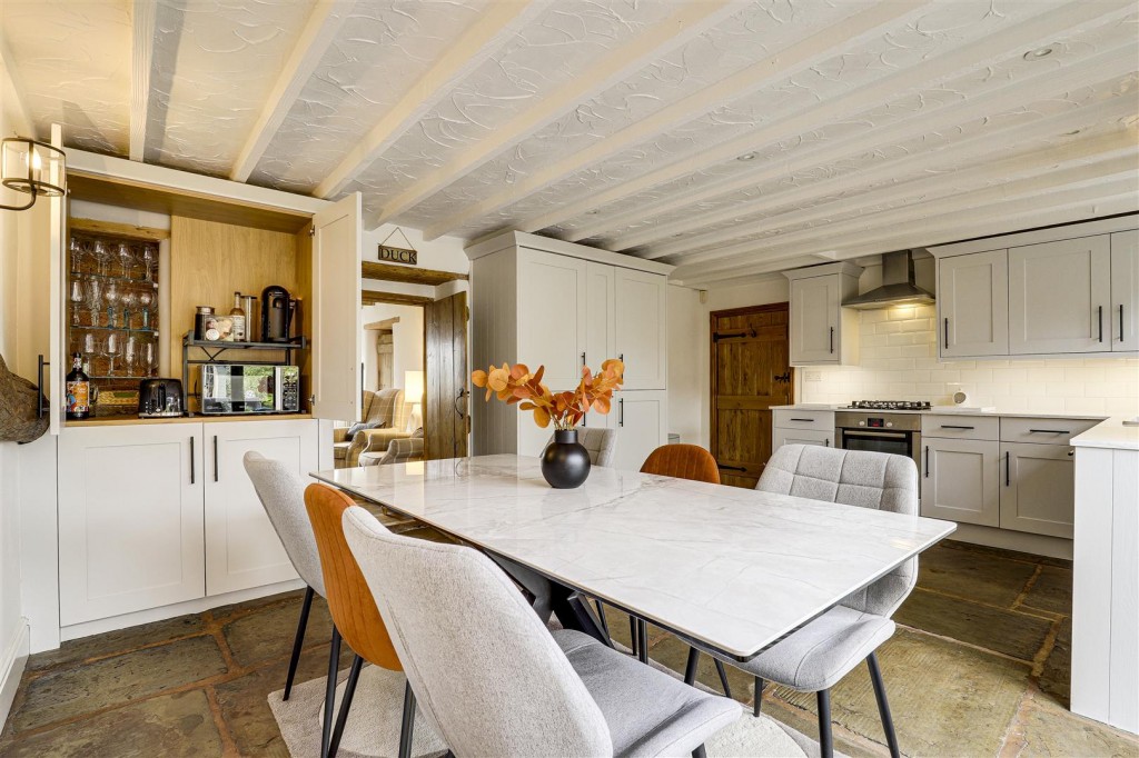 Hall Lane, Kinoulton, Nottinghamshire, NG12 3EF