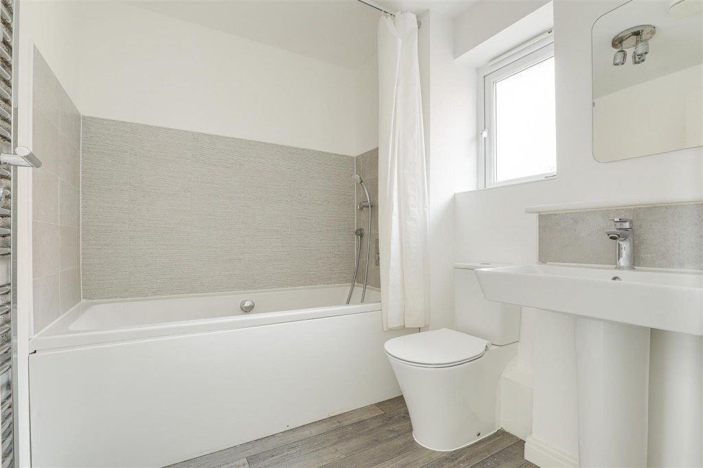 Daffodil Gardens, Edwalton, Nottinghamshire, NG12 4HT