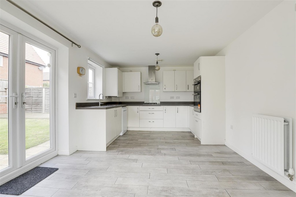 Daffodil Gardens, Edwalton, Nottinghamshire, NG12 4HT