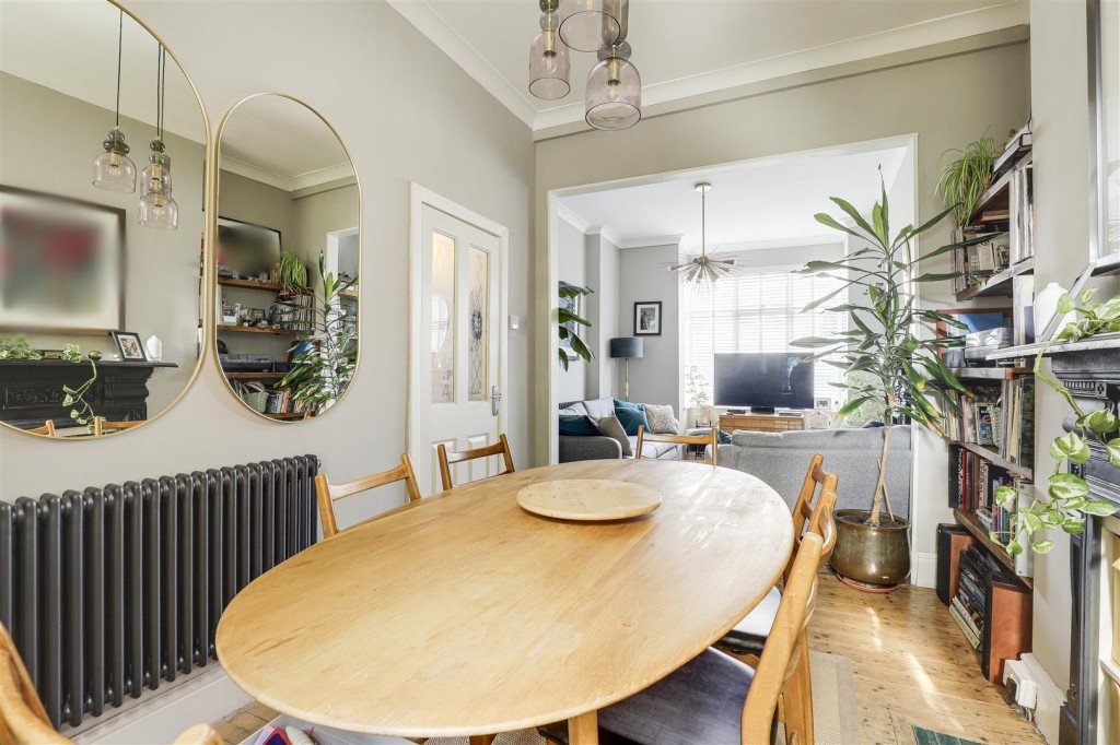 Haydn Road, Sherwood, Nottinghamshire, NG5 1DZ