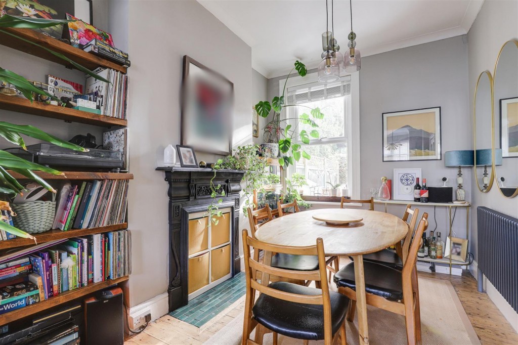 Haydn Road, Sherwood, Nottinghamshire, NG5 1DZ