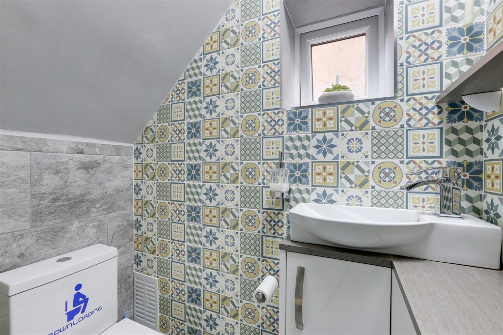 Erewash Grove, Toton, Nottinghamshire, NG9 6EZ