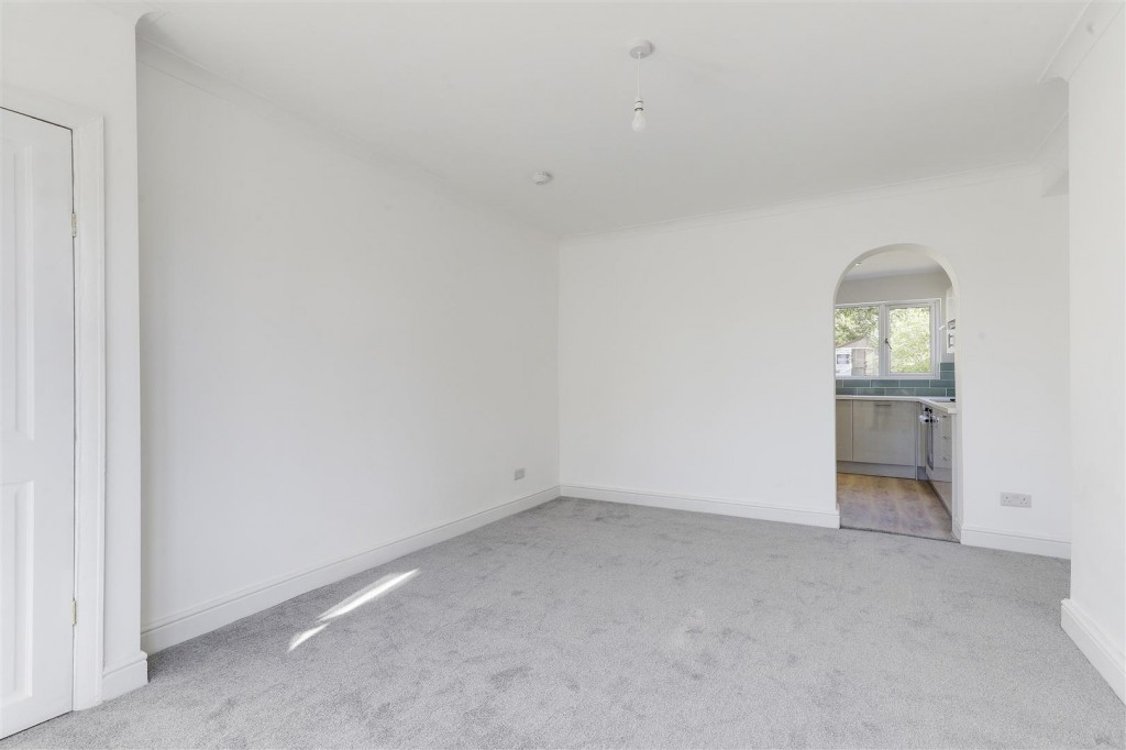 Midland Grove, Netherfield, Nottinghamshire, NG4 2NE