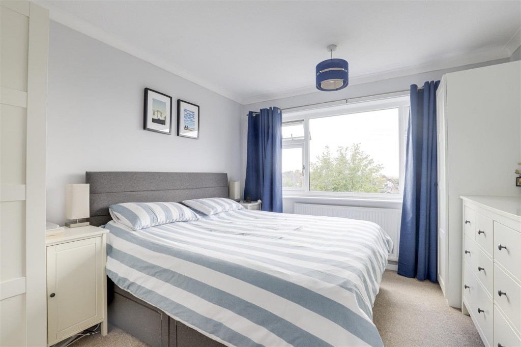 Greythorn Drive, West Bridgford, Nottinghamshire, NG2 7GG