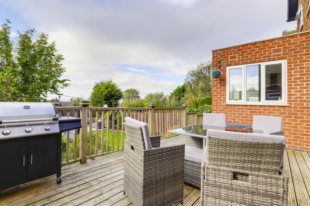 Greythorn Drive, West Bridgford, Nottinghamshire, NG2 7GG