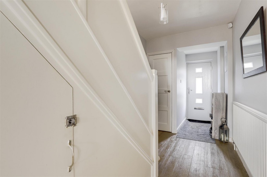 Greythorn Drive, West Bridgford, Nottinghamshire, NG2 7GG