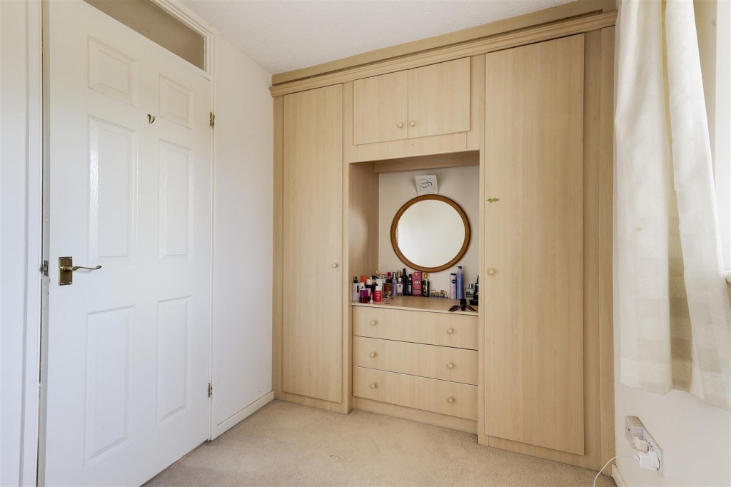 Blackthorn Drive, Cinderhill, Nottinghamshire, NG6 8PZ