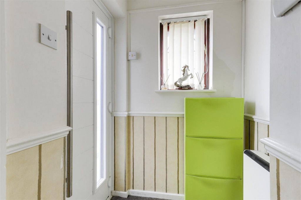 Blackthorn Drive, Cinderhill, Nottinghamshire, NG6 8PZ