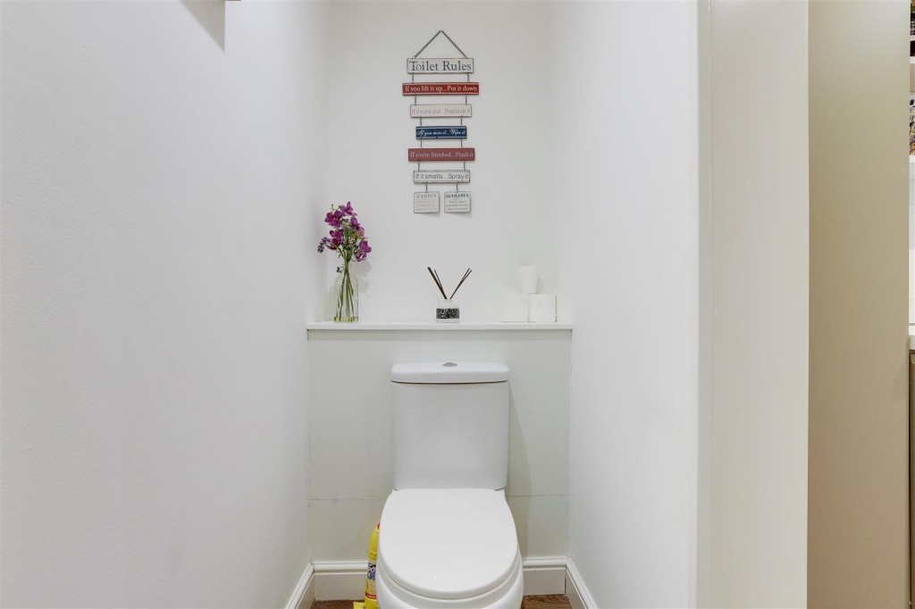 Brownhill Close, Cropwell Bishop, Nottinghamshire, NG12 3DN