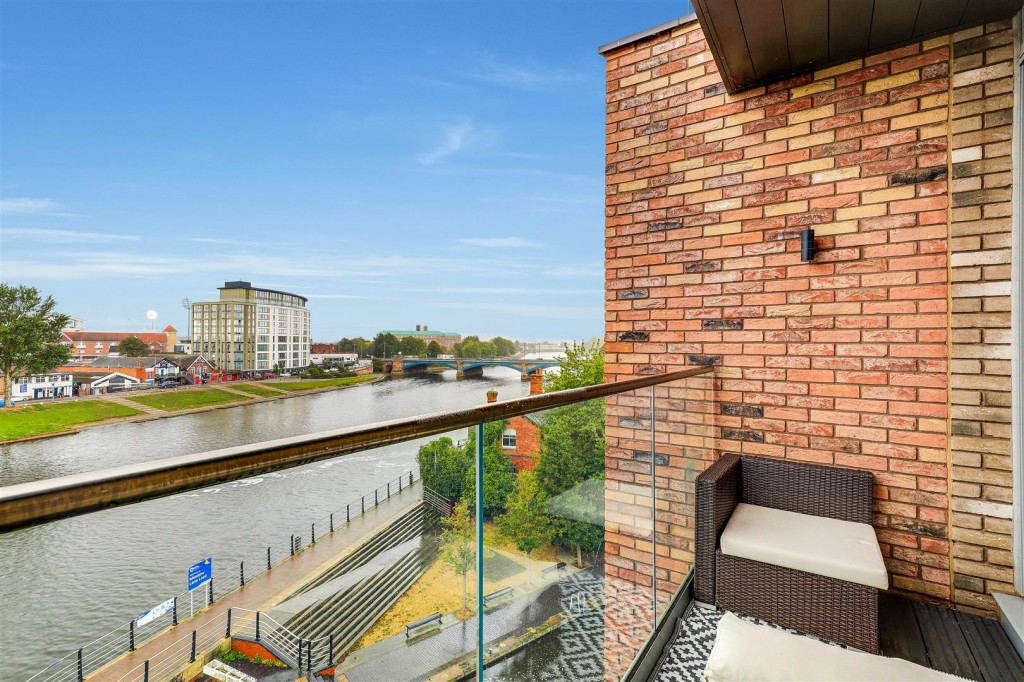 Trent Bridge View, Nottingham, NG2 3EY