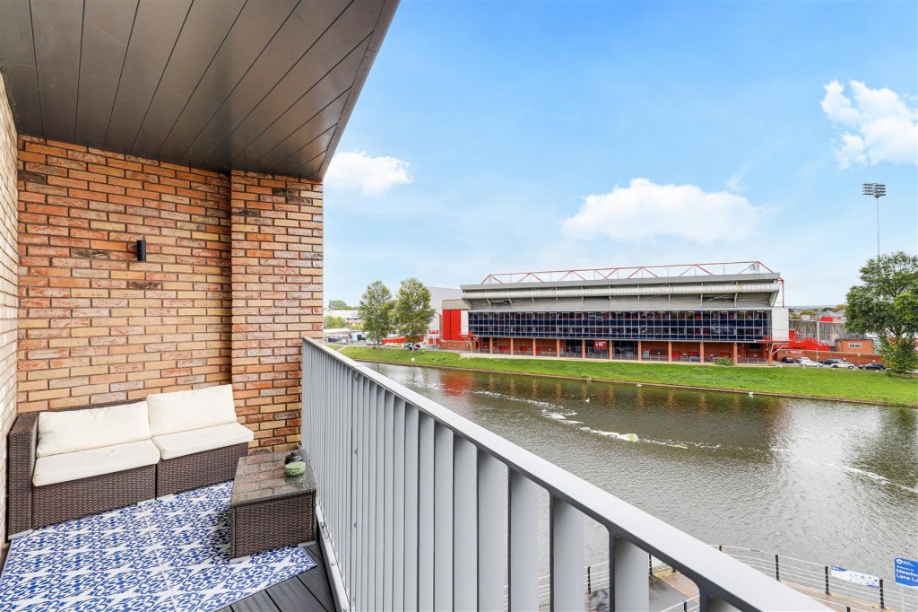 Trent Bridge View, Nottingham, NG2 3EY