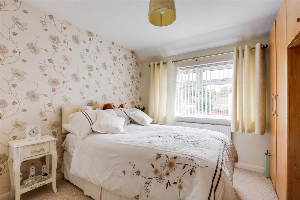 Ladbrooke Crescent, Cinderhill, Nottinghamshire, NG6 0GH