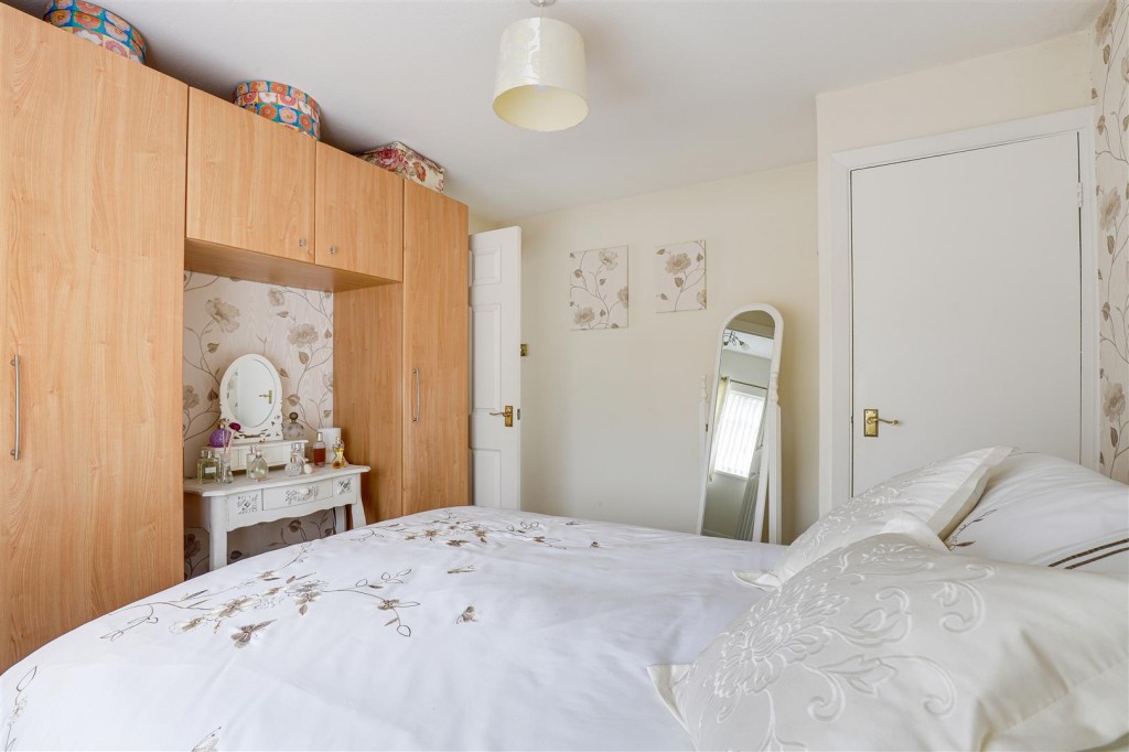 Ladbrooke Crescent, Cinderhill, Nottinghamshire, NG6 0GH