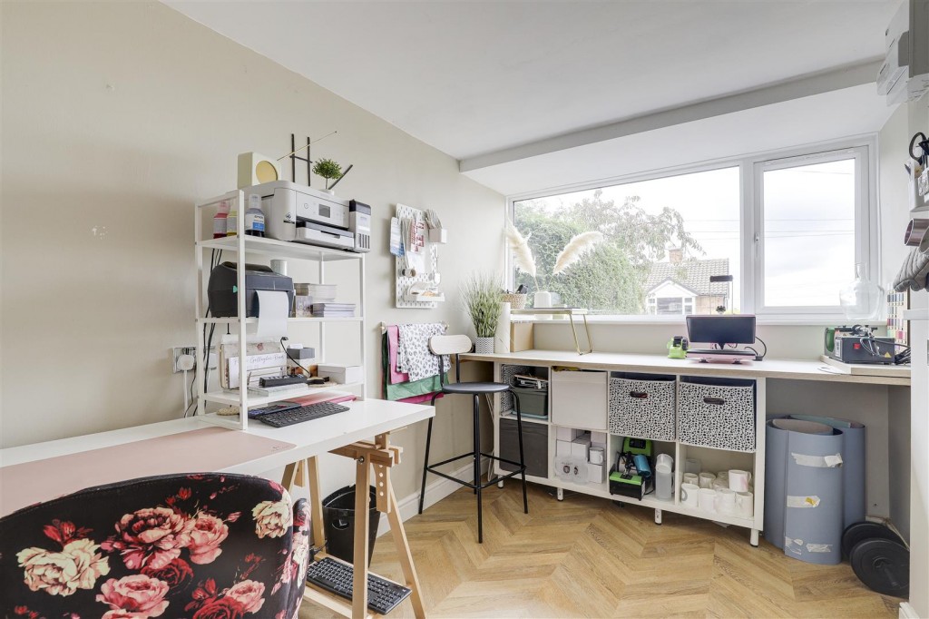 Whitby Crescent, Woodthorpe, Nottinghamshire, NG5 4LY