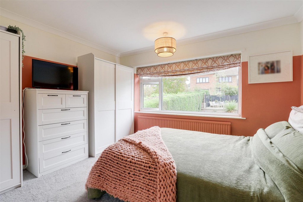 Whitby Crescent, Woodthorpe, Nottinghamshire, NG5 4LY