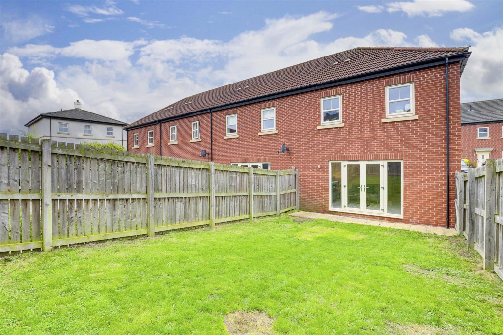 Spinning Drive, Sherwood, Nottinghamshire, NG5 3JJ