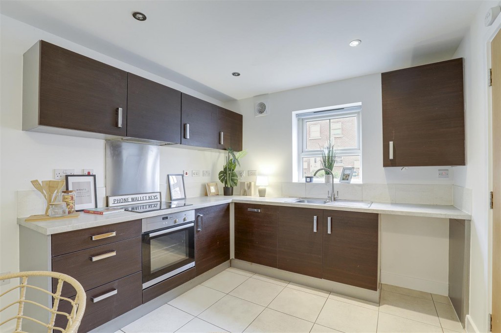 Spinning Drive, Sherwood, Nottinghamshire, NG5 3JJ