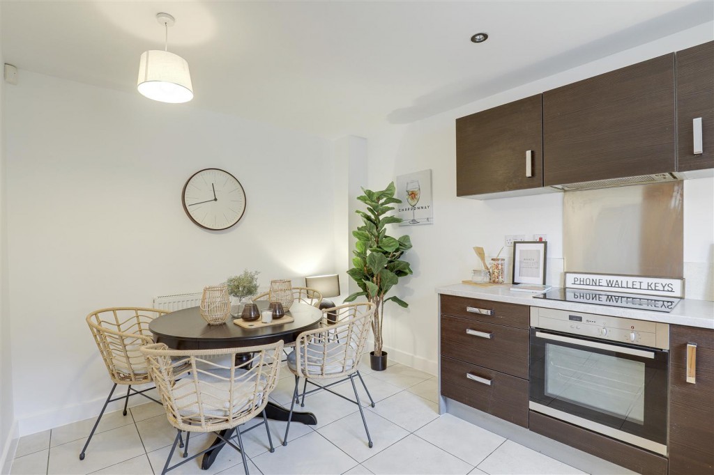 Spinning Drive, Sherwood, Nottinghamshire, NG5 3JJ