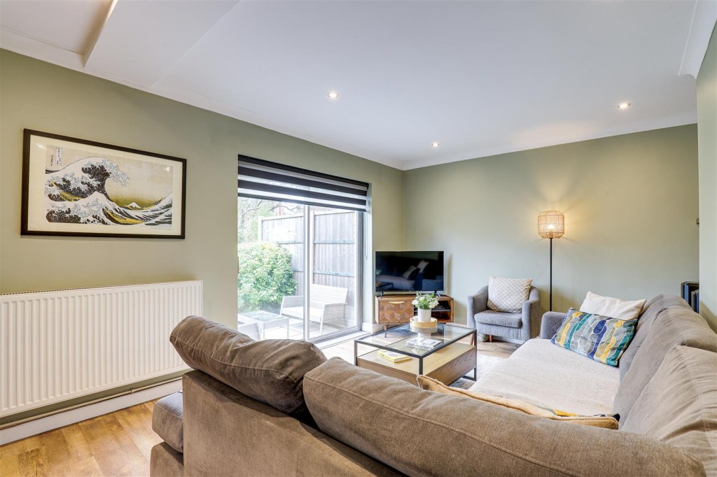 Alford Road, Edwalton, Nottinghamshire, NG12 4AU