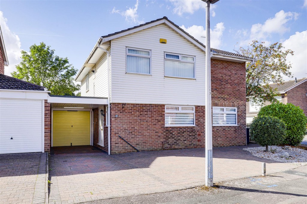 Newstead Drive, West Bridgford, Nottinghamshire, NG2 6LG
