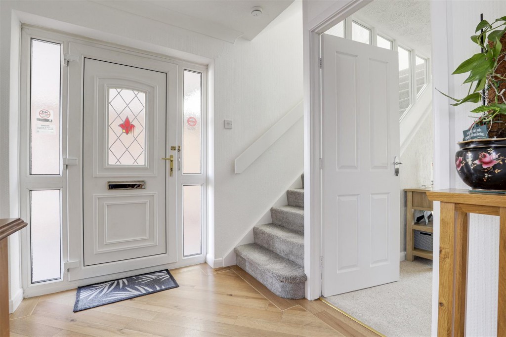 Newstead Drive, West Bridgford, Nottinghamshire, NG2 6LG