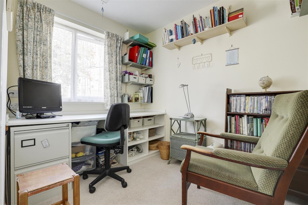 Newstead Drive, West Bridgford, Nottinghamshire, NG2 6LG