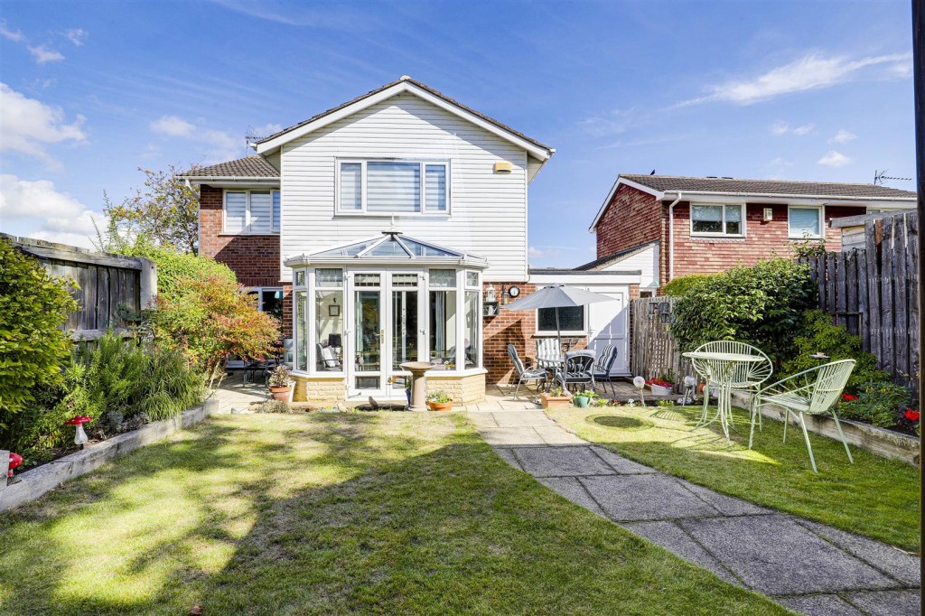 Newstead Drive, West Bridgford, Nottinghamshire, NG2 6LG