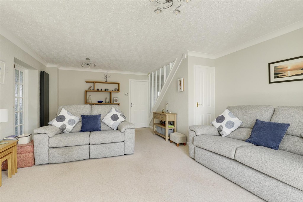 Newstead Drive, West Bridgford, Nottinghamshire, NG2 6LG