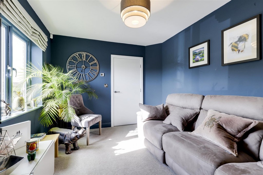 West Manor Park, Epperstone, Nottinghamshire, NG14 6TR