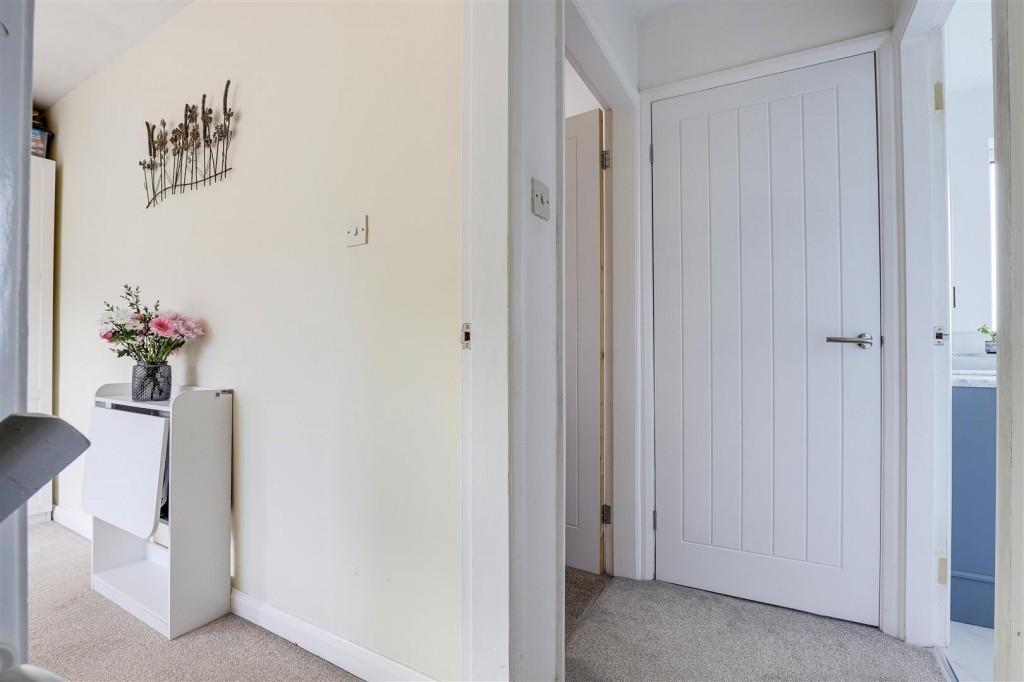 Digby Hall Drive, Gedling, Nottinghamshire, NG4 4JT