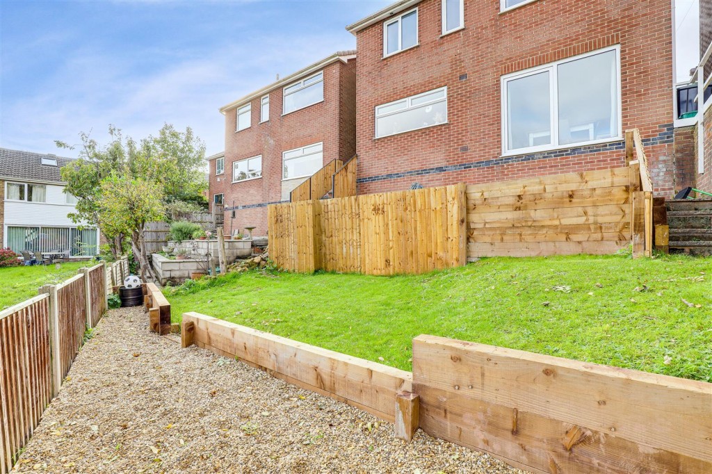 Digby Hall Drive, Gedling, Nottinghamshire, NG4 4JT