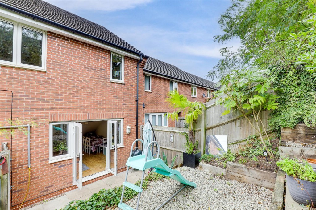 Bakewell Drive, Top Valley, Nottinghamshire, NG5 9AF