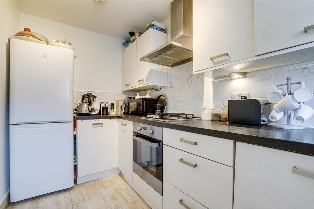 Bakewell Drive, Top Valley, Nottinghamshire, NG5 9AF